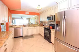 2571 NE Ocean Blvd, Stuart, FL 34996 - Photo 11