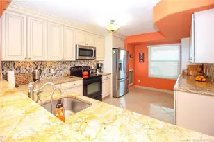 2571 NE Ocean Blvd, Stuart, FL 34996 - Photo 7