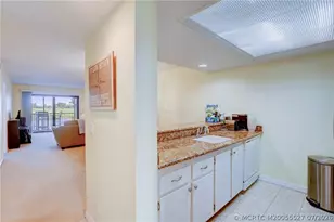 40 NE Plantation Rd, Stuart, FL 34996 - Photo 25