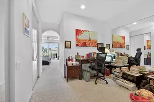 420 NW Aqua Vista Ln, Saint Lucie West, FL 34986 - Photo 21