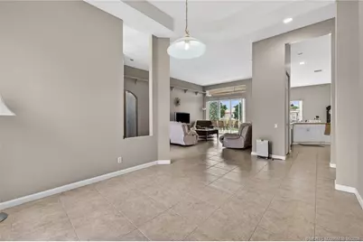 420 NW Aqua Vista Lane, Saint Lucie West, FL 34986 - Photo 5