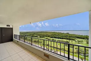 8750 S Ocean Dr, Jensen Beach, FL 34957 - Photo 23