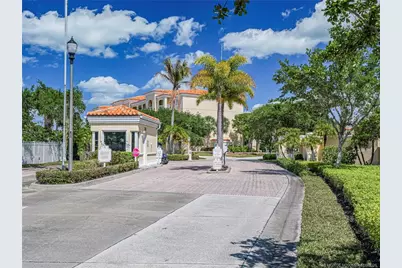 10 Harbour Isle Drive E #106, Fort Pierce, FL 34949 - Photo 3
