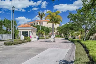 10 Harbour Isle Dr E, Fort Pierce, FL 34949 - Photo 3