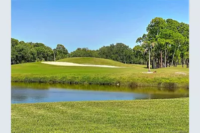 415 SW Fairway Landing Landing, Port Saint Lucie, FL 34986 - Photo 5