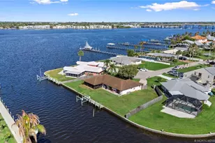 2086 SW Gull Harbor Ln, Palm City, FL 34990 - Photo 1