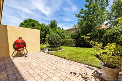 680 SW Glen Crest Way, Stuart, FL 34997 - Photo 27