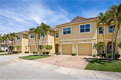 680 SW Glen Crest Way, Stuart, FL 34997 - Photo 15