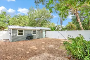 542 SW Halpatiokee St, Stuart, FL 34994 - Photo 29