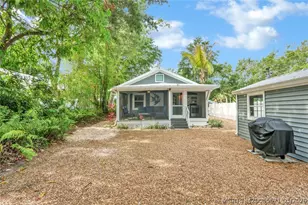 542 SW Halpatiokee St, Stuart, FL 34994 - Photo 29