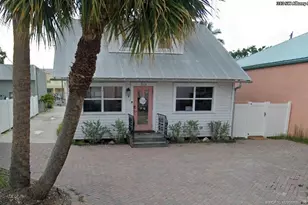 313 SW Albany Ave, Stuart, FL 34994 - Photo 1