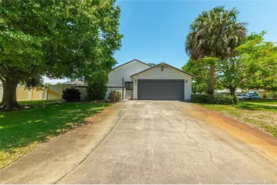 1616 20th Street SW, Vero Beach, FL 32962 - Photo 7