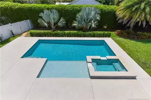 1374 NW Coconut Point Ln, Stuart, FL 34994 - Photo 27