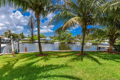 1374 NW Coconut Point Lane, Stuart, FL 34994 - Photo 19