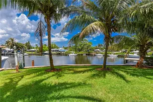 1374 NW Coconut Point Ln, Stuart, FL 34994 - Photo 19