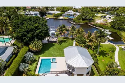 1374 NW Coconut Point Lane, Stuart, FL 34994 - Photo 39