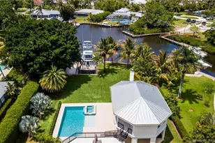 1374 NW Coconut Point Ln, Stuart, FL 34994 - Photo 39