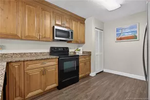 1100 SE Mitchell Ave, Port Saint Lucie, FL 34952 - Photo 9