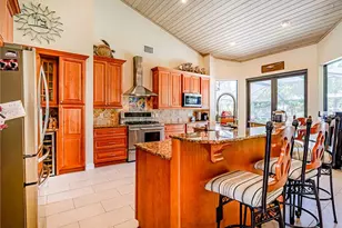 841 SW Catalina St, Palm City, FL 34990 - Photo 11