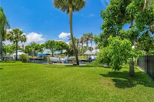 841 SW Catalina St, Palm City, FL 34990 - Photo 45