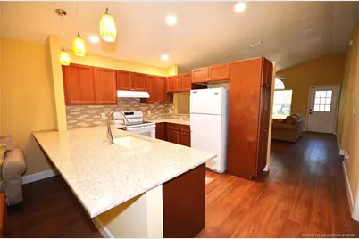 1109 NW Lombardy Drive, Port Saint Lucie, FL 34986 - Photo 13