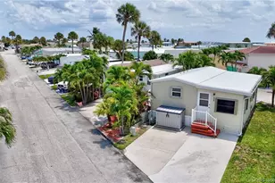 10701 S Ocean Dr, Jensen Beach, FL 34957 - Photo 43
