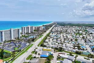 10701 S Ocean Dr, Jensen Beach, FL 34957 - Photo 47