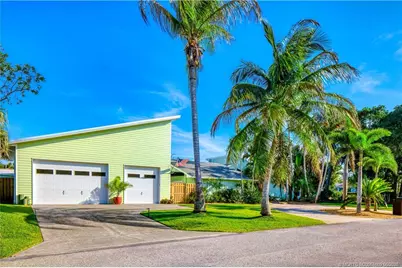 4942 SE Bayshore Terrace, Stuart, FL 34997 - Photo 3