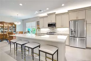 13283 SW Green Delta Rd, Port Saint Lucie, FL 34987 - Photo 9