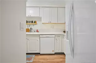 175 SE Saint Lucie Blvd, Stuart, FL 34996 - Photo 9