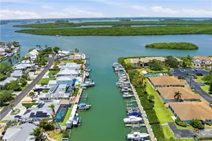 3206 S Lakeview Cir, Fort Pierce, FL 34949 - Photo 23