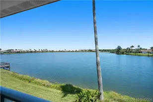 3206 S Lakeview Cir, Fort Pierce, FL 34949 - Photo 5