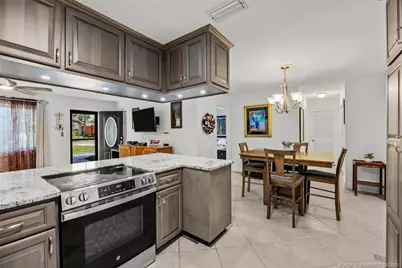 1671 SE 11th Street, Stuart, FL 34996 - Photo 11