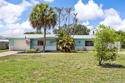 1671 SE 11th Street, Stuart, FL 34996 - Photo 1