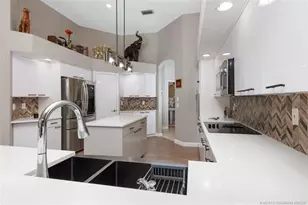 2074 SW Bradford Pl, Palm City, FL 34990 - Photo 21