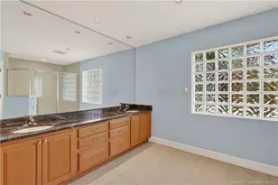 814 SW 29th St, Palm City, FL 34990 - Photo 27