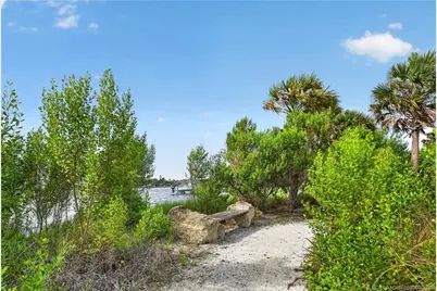 814 SW 29th Street, Palm City, FL 34990 - Photo 5