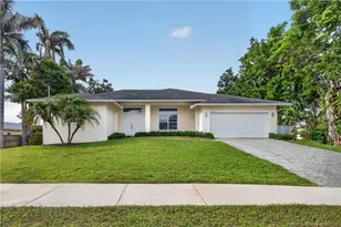 814 SW 29th St, Palm City, FL 34990 - Photo 35