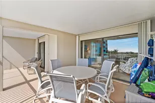 379 NE Tradewind Ln, Stuart, FL 34996 - Photo 21
