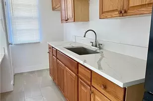 1021 SE Monterey Rd, Stuart, FL 34994 - Photo 3