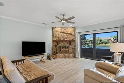 102 SE Crestwood Circle, Stuart, FL 34997 - Photo 21