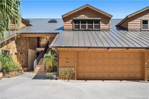 102 SE Crestwood Cir, Stuart, FL 34997 - Photo 1