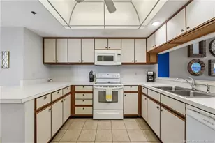 145 NE Edgewater Dr, Stuart, FL 34996 - Photo 9