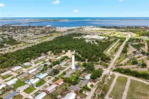 1466 NE Silver Maple Way, Jensen Beach, FL 34957 - Photo 45