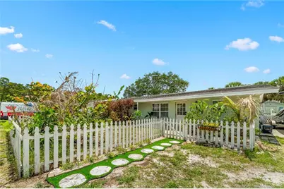 1466 NE Silver Maple Way, Jensen Beach, FL 34957 - Photo 3