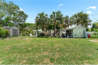 1466 NE Silver Maple Way, Jensen Beach, FL 34957 - Photo 33