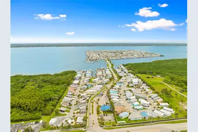 692 Nettles Boulevard, Jensen Beach, FL 34957 - Photo 35