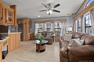 692 Nettles Blvd, Jensen Beach, FL 34957 - Photo 5