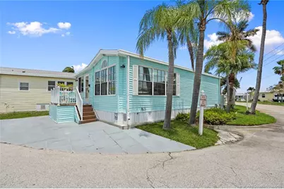 692 Nettles Boulevard, Jensen Beach, FL 34957 - Photo 3