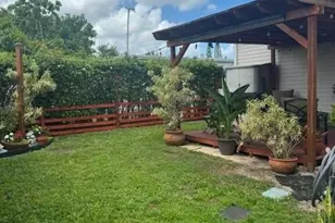 4463 Edwina Ln, Lake Worth, FL 33463 - Photo 5